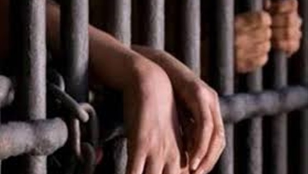 حبس أجنبي في الغردقة بتهمة النصب على راغبي الإقامة بمصر